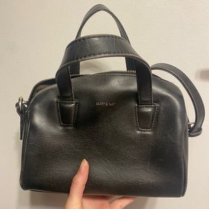 Matt & Nat Black Crossbody Purse